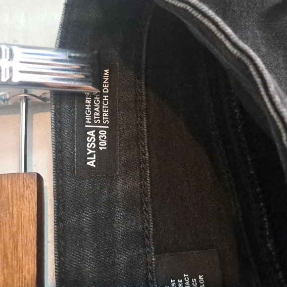 Buffalo David Bitton Jeans - Picture 6 of 8